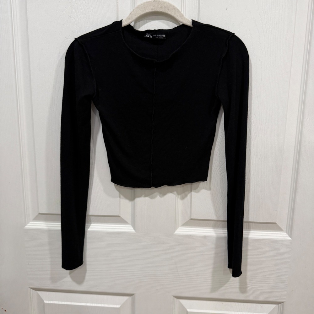 Zara Black Ribbed Long Sleeve Crop Top‎ Exposed Seam Small